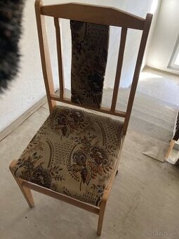 DARUJEM ZADARMO jednu stoličku