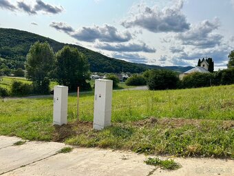 Stavebný pozemok s ELEKTRICKOU prípojkou, Udiča-časť Prosné