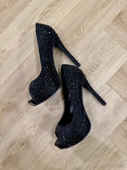 STEVE MADDEN čierne lodičky s platformou - 1