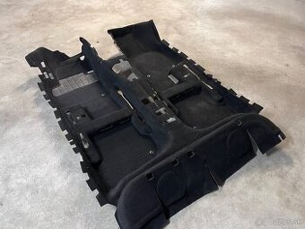 skoda octavia 2 DSG cierny koberec neposkodeny facelift - 1