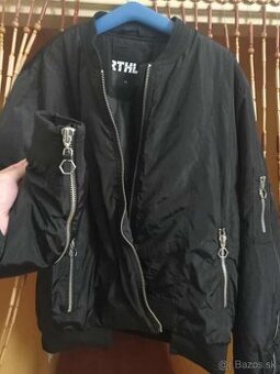 Krásna pánska bombera..