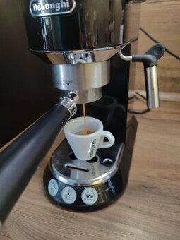 De'Longhi Dedica EC 155 + nadštandardné príslušenstvo