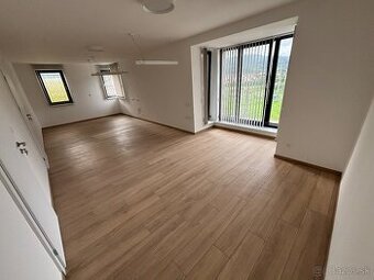 Na prenájom kancelárske priestory v Staškove - 1