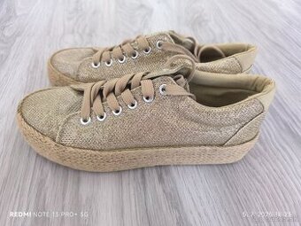 Tenisky veľkosť 38