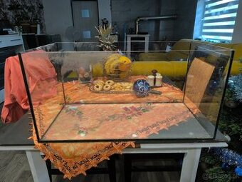 Predám akvárium