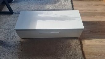 Stolík pod TV, skrinka...