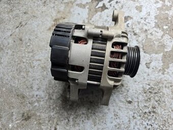 Alternátor Hyundai i20 1.2 37300-03300