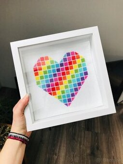Krížiková výšivka/ obraz Dúhové srdce