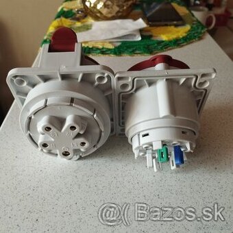 Zásuvka šikmá vstavaná 16A a 32A päťkolikova nová