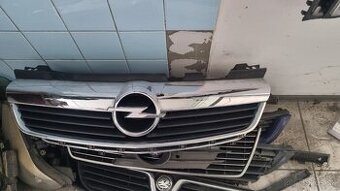 Predna maska opel zafira b