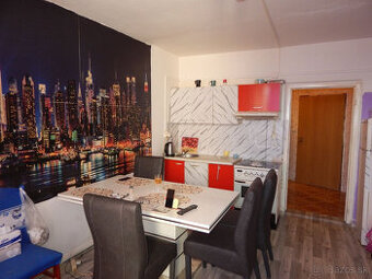 SPEKTRUM REALITY- Na PREDAJ garsónka, 23 m2 s loggiou, okres