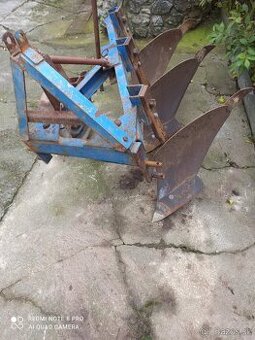 Pluh za malotraktor.