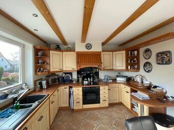 Velká kuchyně v moderně-venkovském stylu (2102.11)