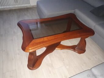 Predám konferenčný vyrezávaný stôl