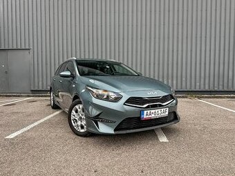 Kia Ceed SW 1.5 T-GDi Silver A/T
