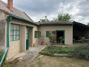 RODINNÝ DOM S POZEMKOM 446 m² – STUPAVA, MÁST