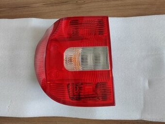 Škoda Yeti ľavé zadné svetlo