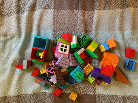 Lego Duplo - vlacik s dalsimi blokmi - 1