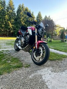 Honda CB650R, r.v. 2021 , 13500km,70kw