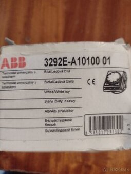 ABB termostat univerzálny