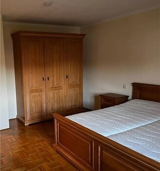 Masivní ložnice (3439)