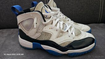 Nike Jordan