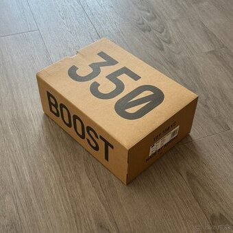 Yeezy Boost 350 V2 Onyx – veľkosť 42 2/3 (UK 8.5)