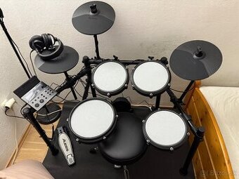 Elektrické bicie Alesis Nitro Max