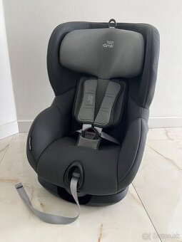 Autosedačka Britax Römer Trifix2 i-Size