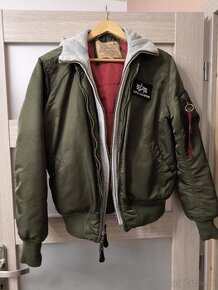 Alpha Industrie bomber M