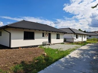 Nízkoenergetický murovaný rodinný dom, Valča