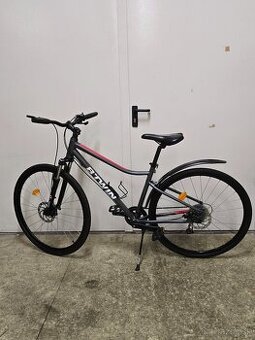 Trekingový bicykel B-twin 500