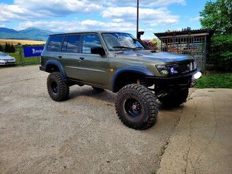 Nissan patrol Y61
