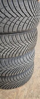Zimná sada 205/55/17 95V Hankook