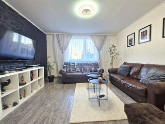 RezervovanéNa predaj štýlový 4 izbový rodinný dom na...