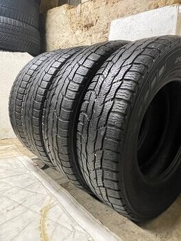 Nokian 205 R16C zimné
