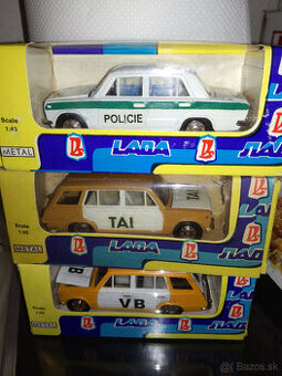 policajne auta v mierke 1-43