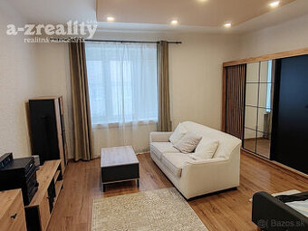 Zariadený veľký  2 izbový byt na prenájom v Komárne