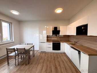 Ponúkame Vám na prenájom luxusný, kompletne zariadený, veľký