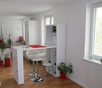 Barový stôl biely vysoký lesk