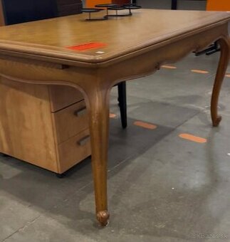 B20. Vintage jedal. stol, masiv, rozkladaci, v 78 cm, d 145,