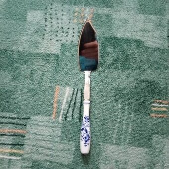 Lopatku na koláče, vidličku na mäso Toner cibulák