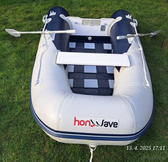 nafukovací čln Honda T25