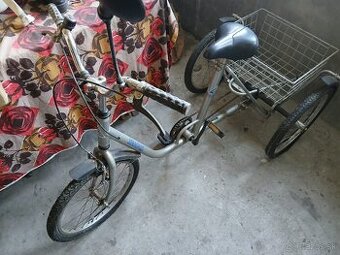 Predám bicykel s vozíkom