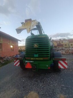 John Deere 7350