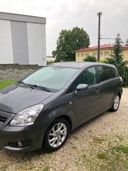 Corolla Verso 7 miest