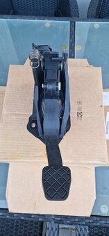 Vw spojkovy pedal Golf