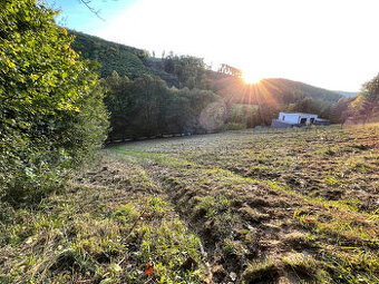 Predám stavebný  pozemok  Opatová 958 m2 (č.1)