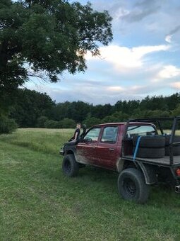 Toyota hilux 2,4td