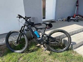 Predám bicykel Specialized